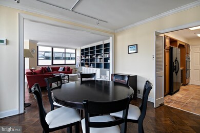 Watergate West Residences unit 1010, Washington, DC 20037 - photo 7