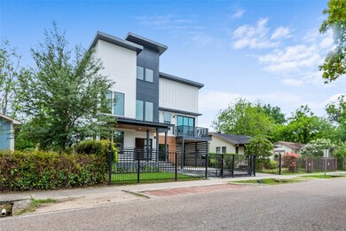 710 Northwood St, Houston, TX 77009 - photo 4