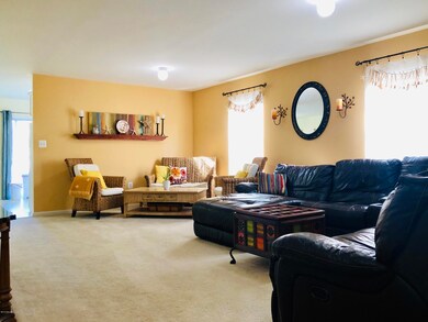 Can be living/dining combo