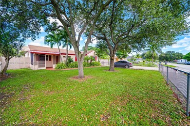 5819 SW 26th St unit 1, West Park, FL 33023 - photo 3
