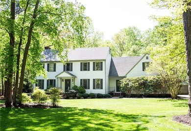 2931 Ellesmere Dr, Midlothian, VA 23113 - photo 2