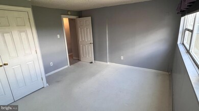 Radnor House unit 613, Bryn Mawr, PA 19010 - photo 5