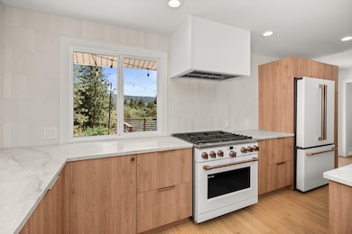 6903 E 42nd Ave, Spokane, WA 99223 - photo 7