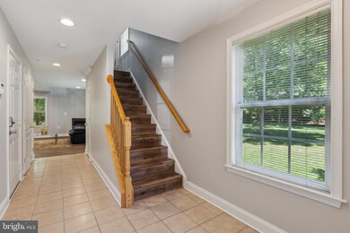 9136 Marlove Oaks Ln, Owings Mills, MD 21117 - photo 5