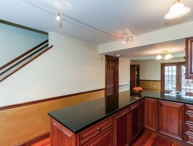 18 Jay St, Cambridge, MA 02139 - photo 3