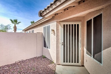 6715 E Northridge St-4