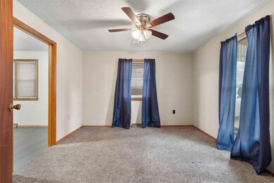 305 S Franklin St, Raymore, MO 64083 - photo 4