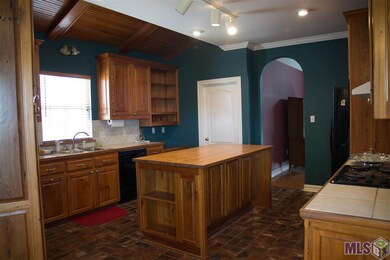 10711 N Great Oak Ct, Baton Rouge, LA 70810 - photo 5