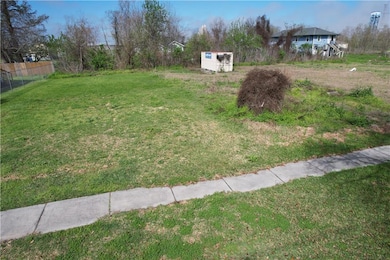 2202-2214 Tennessee St, New Orleans, LA 70117 - photo 2