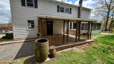 20 Pearl St, Hunlock Creek, PA 18621 - photo 2