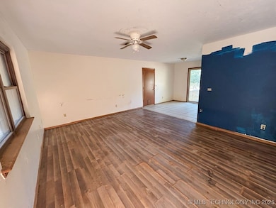 1406 Skipper Ave, Tahlequah, OK 74464 - photo 3