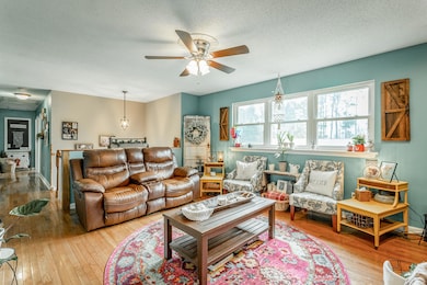 72 Gregory Ln, La Fayette, GA 30728 - photo 4