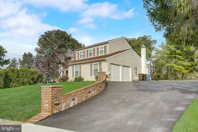 985 Wayfield Dr, West Norriton, PA 19403 - photo 4