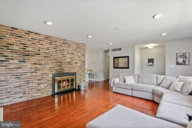 257 Ironshire S, Laurel, MD 20724 - photo 5