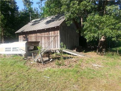 3192 Happy Hollow Rd, Asheboro, NC 27205 - photo 3