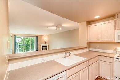 2001 120th Place SE unit 4-304, Everett, WA 98208 - photo 5
