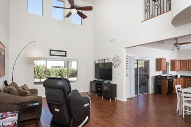 03- FAMILY ROOM