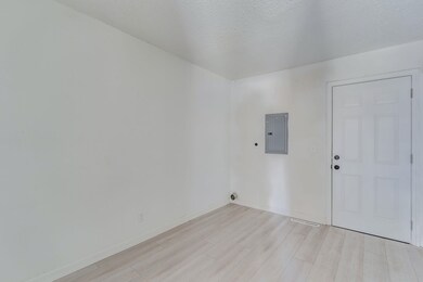 1614 E Catalina St, Wichita, KS 67216 - photo 5