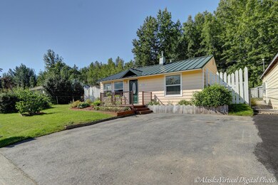 1504 Twining Dr, Anchorage, AK 99504 - photo 2