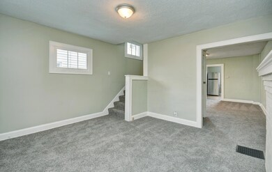 719- Living Room