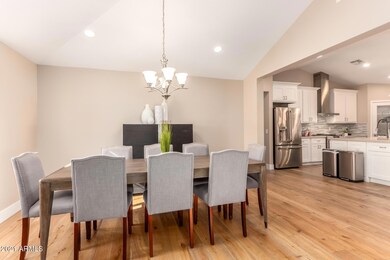 4020 E Glenrosa Ave, Phoenix, AZ 85018 - photo 7