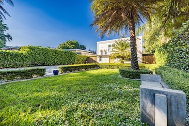 275 NE 89th St, El Portal, FL 33138 - photo 4