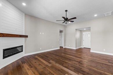 1056 Gettysburg Loop, Republic, MO 65738 - photo 7