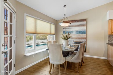 007_Dining Room