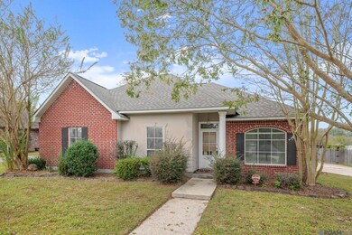 4325 Spring Hollow Ct, Zachary, LA 70791 - photo 2