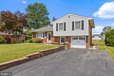 1426 Sandwood Rd, Conshohocken, PA 19428 - photo 2