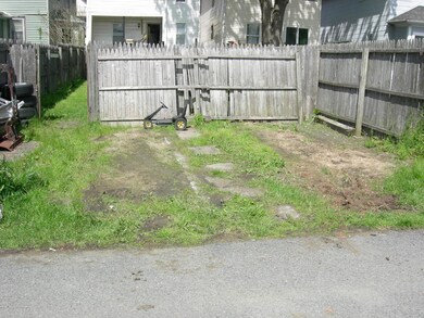 1709 Hawthorne St, Scranton, PA 18504 - photo 3