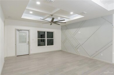 814 Canela Dr, Alamo, TX 78516 - photo 6