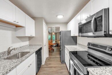 22 Thayer Pond Dr unit 1, North Oxford, MA 01537 - photo 4