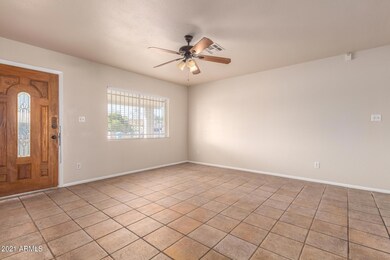 4502 W Palm Ln, Phoenix, AZ 85035 - photo 6