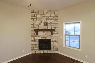 657 N Maplewood Hills Rd, Nixa, MO 65714 - photo 4