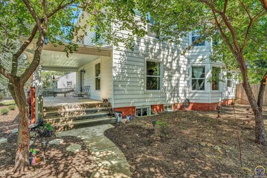 Amazing Front Porch
