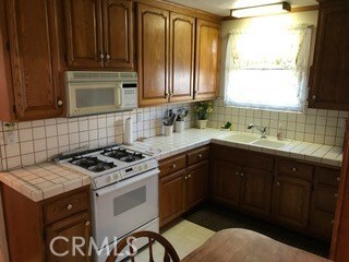 5158 Bixler Ave, Lakewood, CA 90712 - photo 2