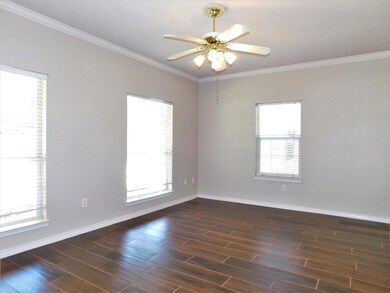 1156 Bent Oaks Dr, Denton, TX 76210 - photo 7