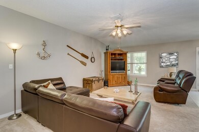 2250 Whispering Pines Blvd-large-007-020