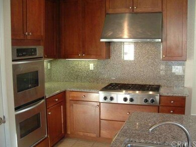 ENTERTAINERS DREAM KITCHEN