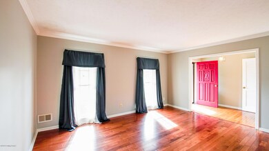 7912 Cortland Dr, Louisville, KY 40228 - photo 2