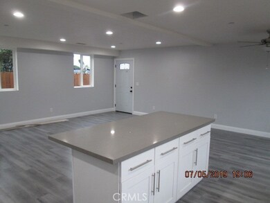 1706 W 153rd St, Compton, CA 90220 - photo 3