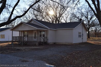 1002 S Fargo St, Muldrow, OK 74948 - photo 5