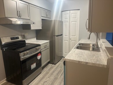 651 Virginia Rd unit 326, Crystal Lake, IL 60014 - photo 3