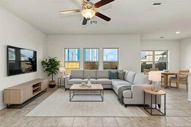 224 Circle Way unit 13E, Jarrell, TX 76537 - photo 3