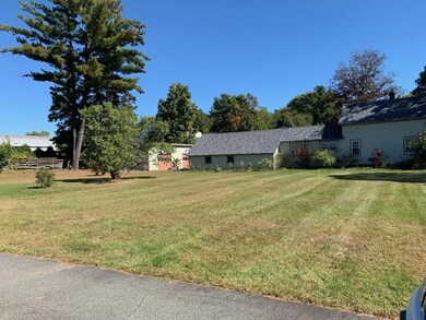 20 Thayer St, South Deerfield, MA 01373 - photo 5