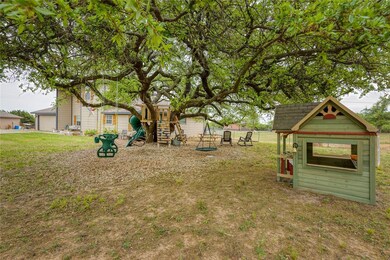 206 Toowoomba Ln, Weatherford, TX 76085 - photo 5