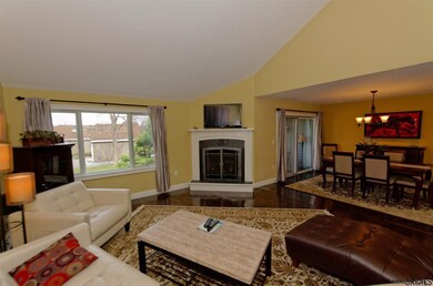 27 Collins Terrace, Saratoga Springs, NY 12866 - photo 5