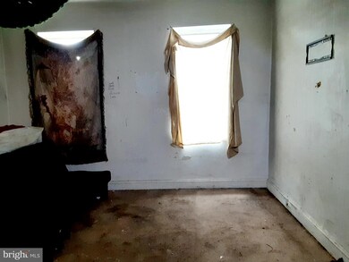 448 Furrow St, Baltimore, MD 21223 - photo 4