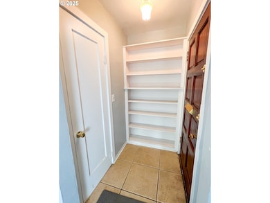 413 SW Brent Dr, John Day, OR 97845 - photo 5